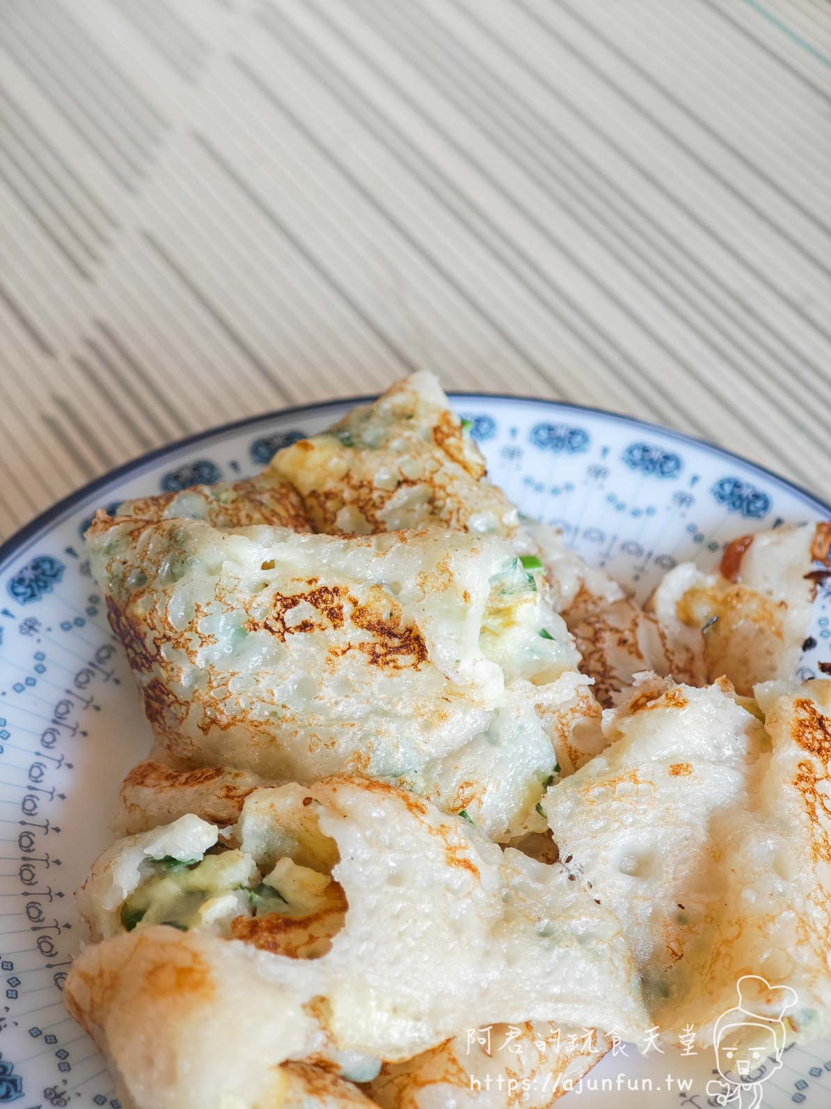 台中北區美食，健行路無名早餐，連招牌都沒有的傳奇老店！阿公手作粉漿蛋餅，在地人激推的古早味