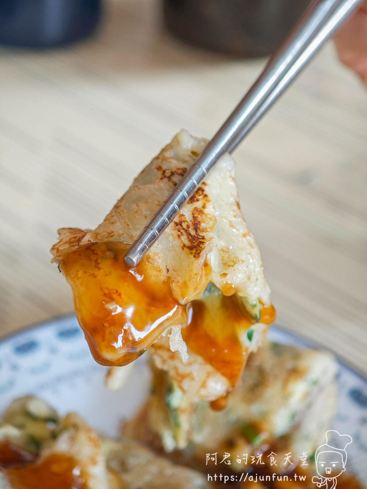 台中北區美食，健行路無名早餐，連招牌都沒有的傳奇老店！阿公手作粉漿蛋餅，在地人激推的古早味