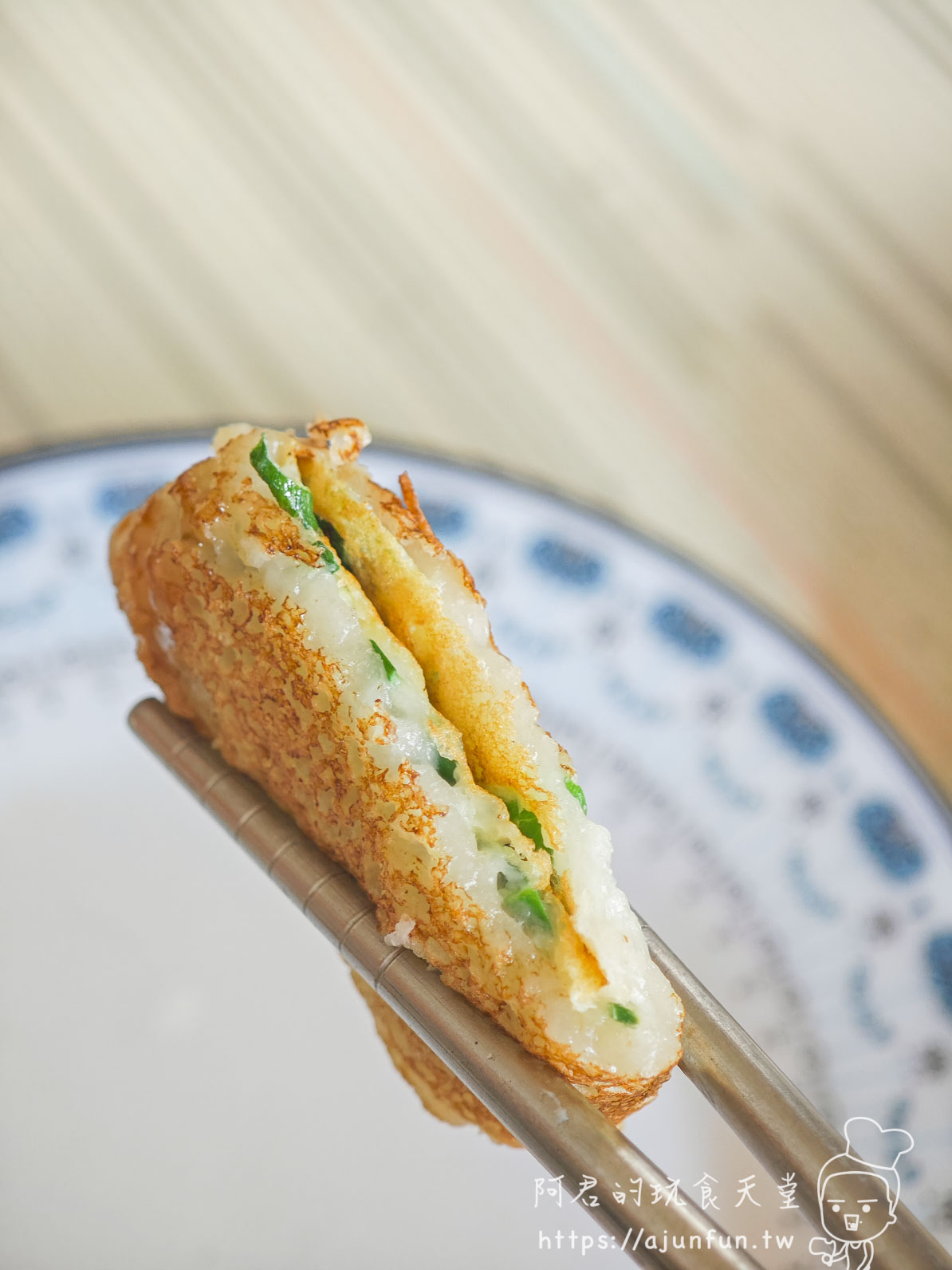 台中北區美食，健行路無名早餐，連招牌都沒有的傳奇老店！阿公手作粉漿蛋餅，在地人激推的古早味