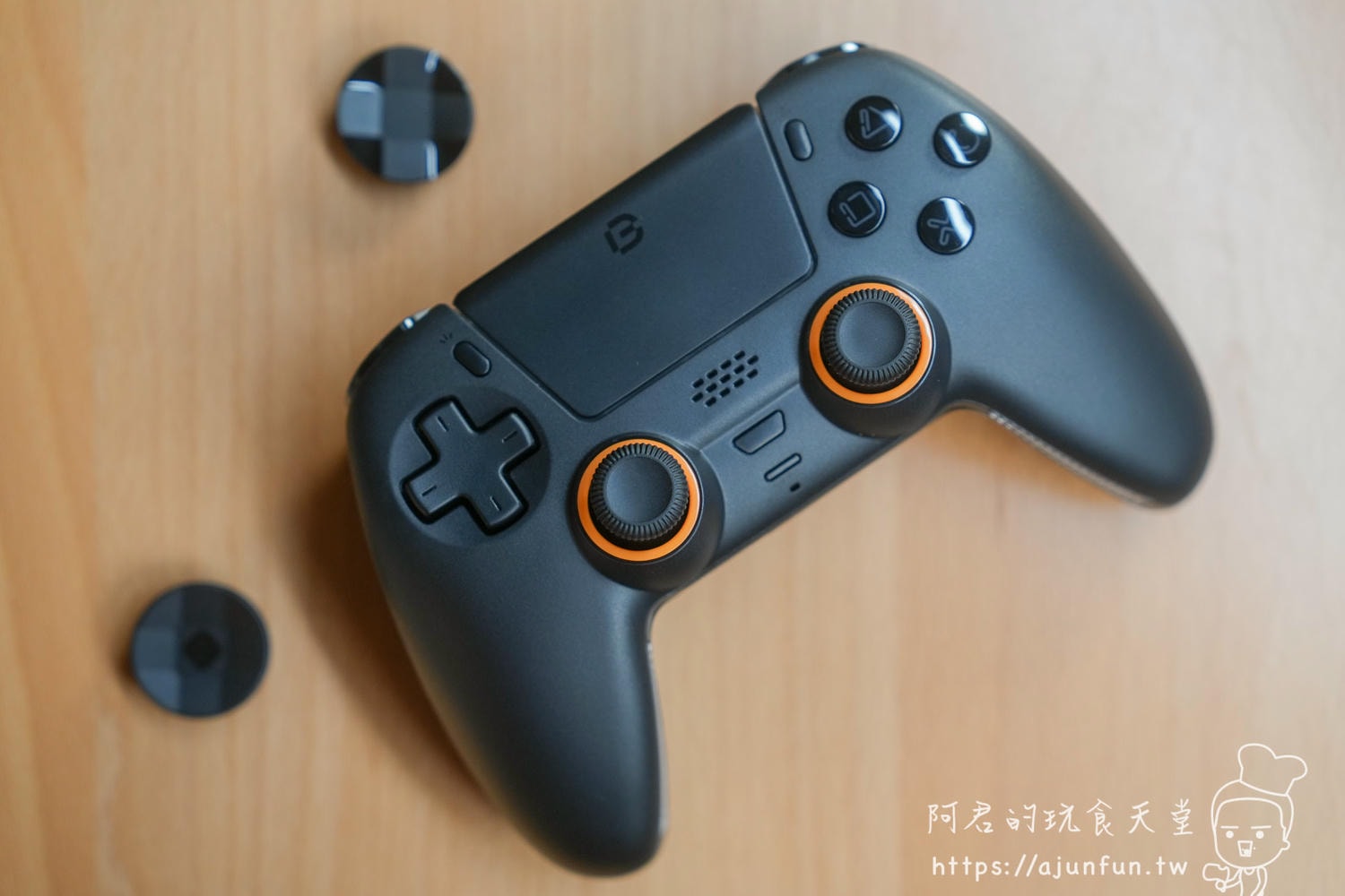 【PS5手把推薦】Bteam Quantum 開箱，霍爾搖桿終結飄移惡夢，2026 高 CP 值 2P 手把首選