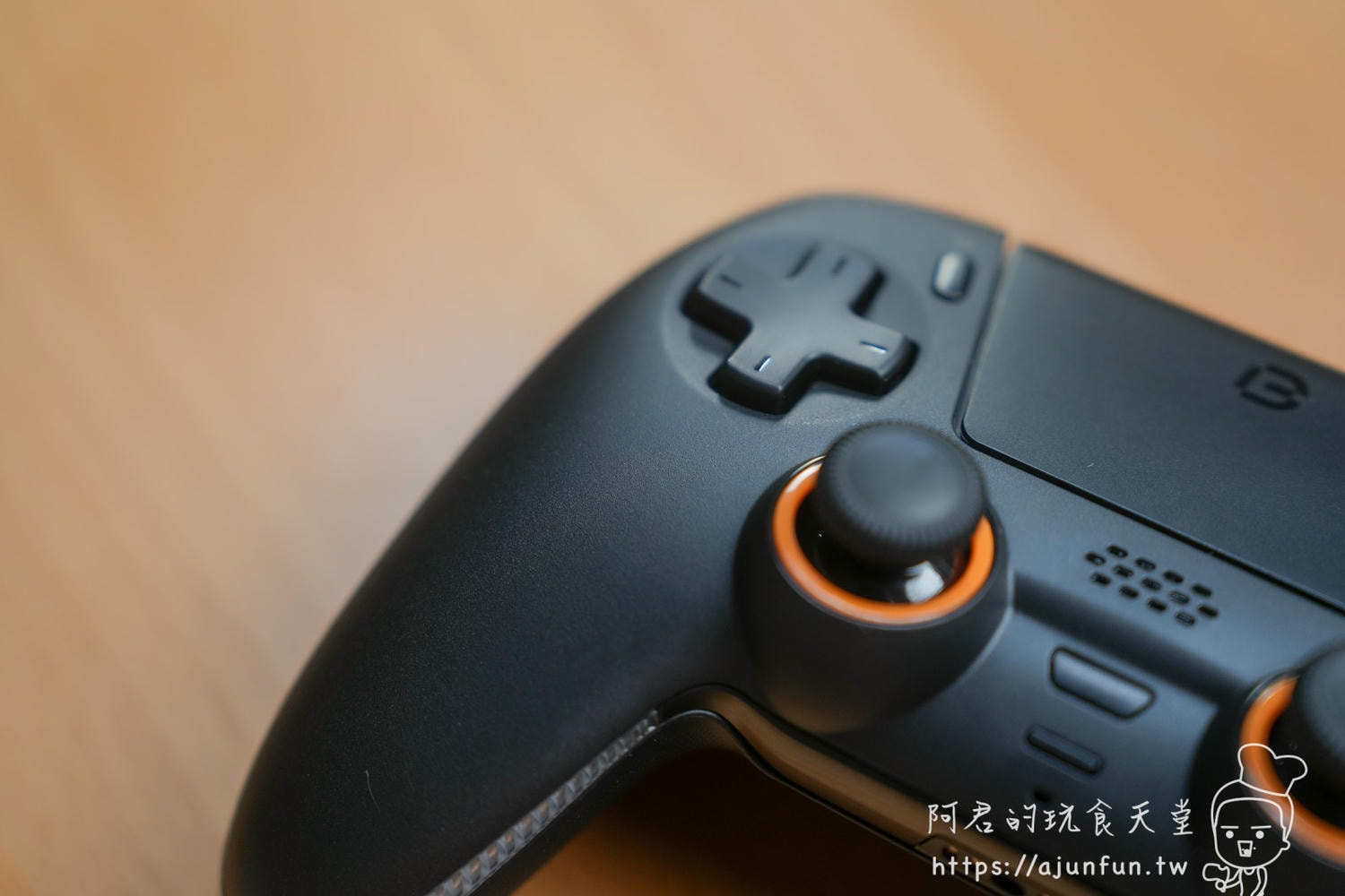 【PS5手把推薦】Bteam Quantum 開箱，霍爾搖桿終結飄移惡夢，2026 高 CP 值 2P 手把首選