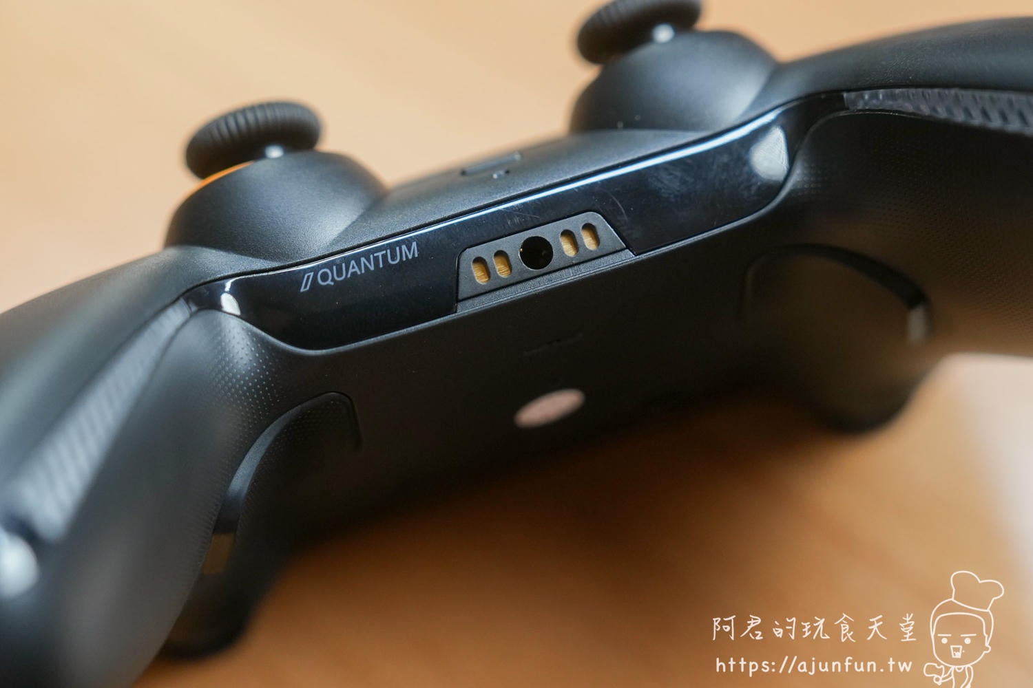 【PS5手把推薦】Bteam Quantum 開箱，霍爾搖桿終結飄移惡夢，2026 高 CP 值 2P 手把首選