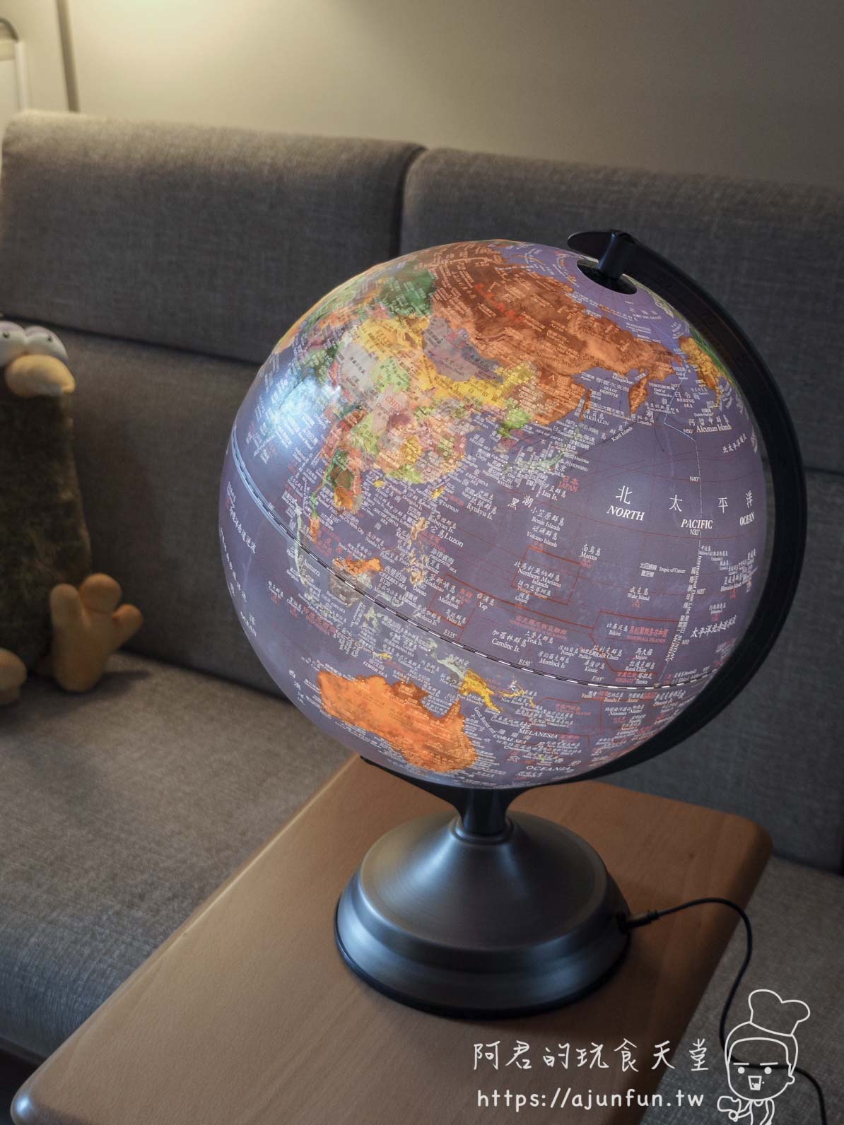 地球儀推薦買這顆？SkyGlobe 12吋觸控立體地球儀開箱，3大優點與2個缺點