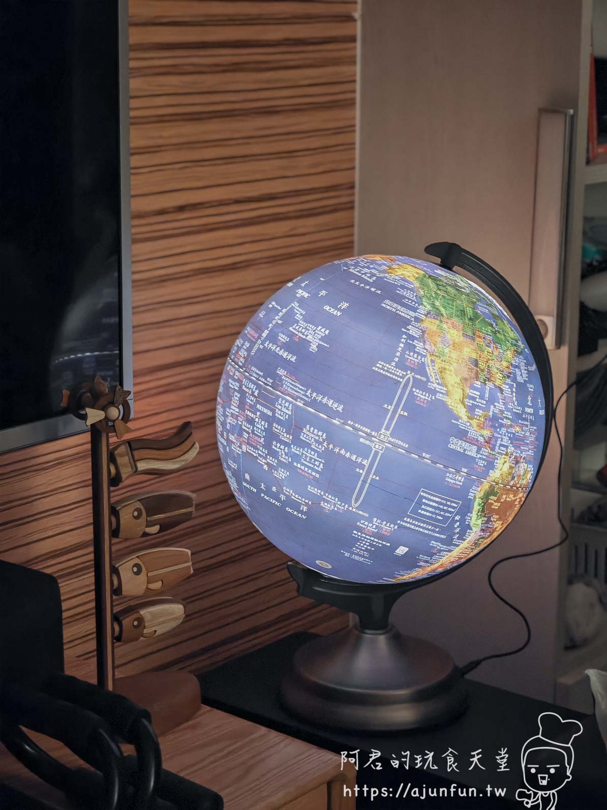 地球儀推薦買這顆？SkyGlobe 12吋觸控立體地球儀開箱，3大優點與2個缺點