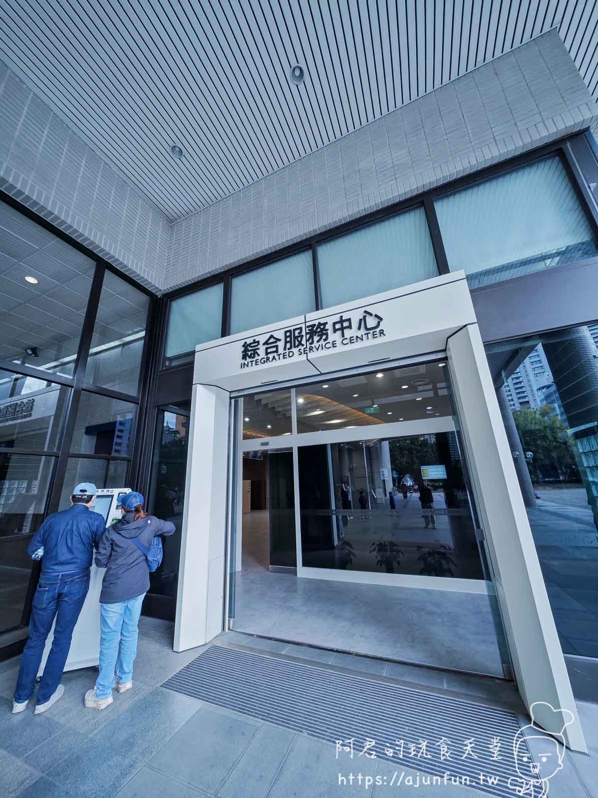 科博館恐龍卡全攻略：年費 360 元去三次就回本！隱藏版停車優惠與辦理教學