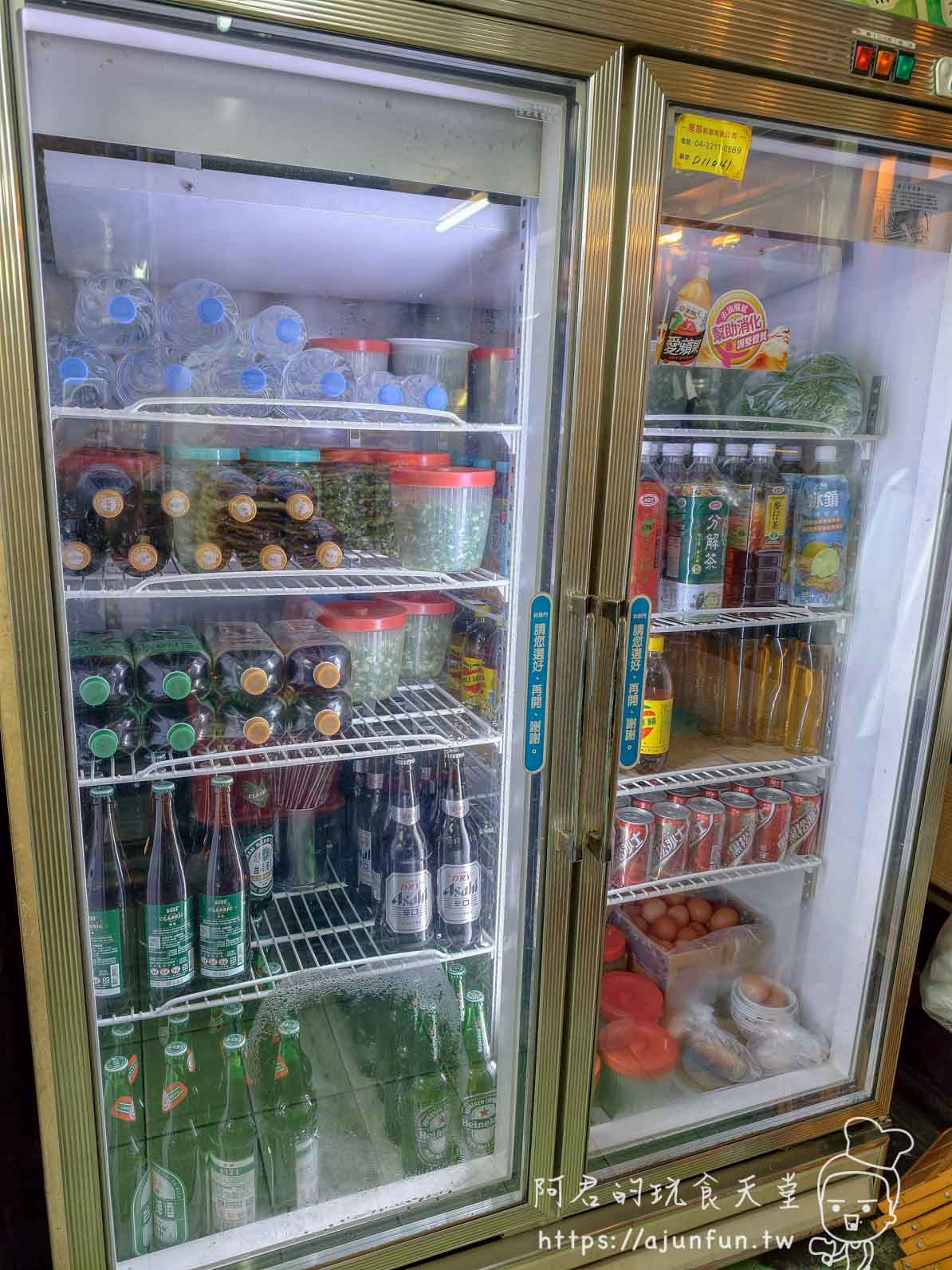 火鍋台中溫體牛火鍋老店！汕頭牛肉劉，內行人才懂的炭火沙茶爐與神級豆皮