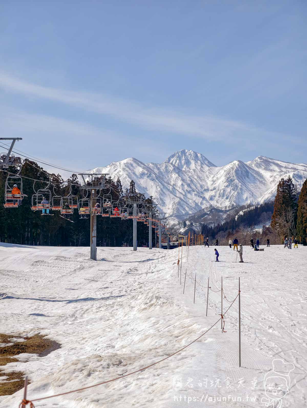 【樂天新井滑雪場開箱】寧願吃土也要請教練！全中文指導拯救你的雪地生存危機