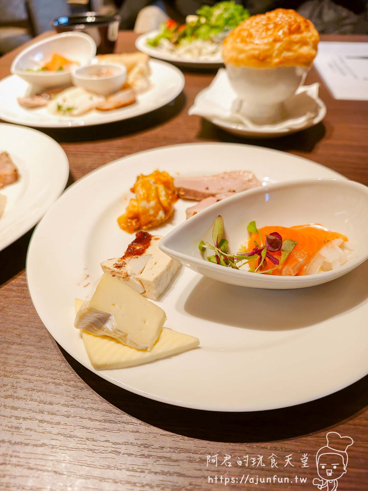 【樂天新井美食推薦】The Plate五星級自助餐開箱 ，現煎牛排，暴力超渡你的滑雪疲勞