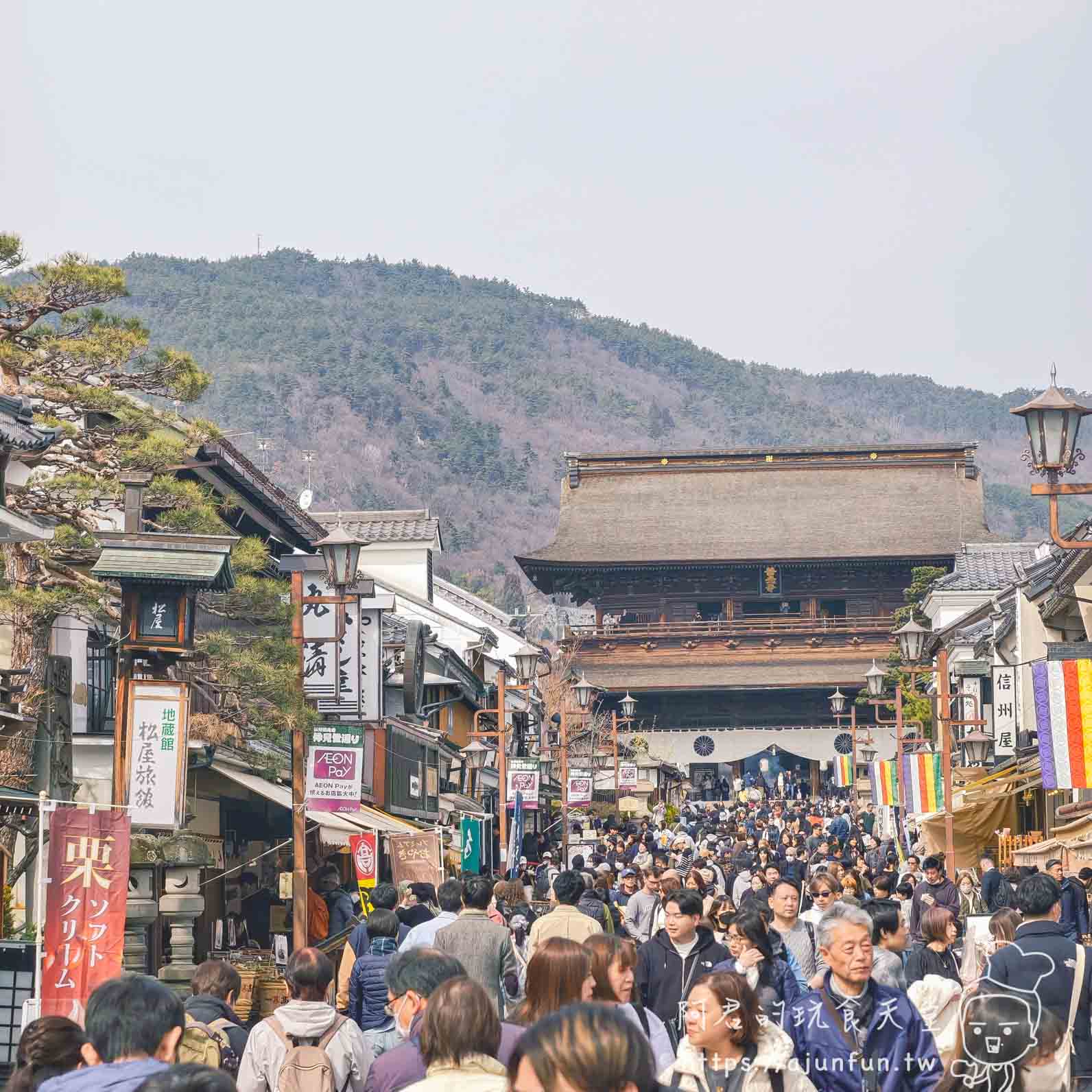 【日本滑雪全包】新潟滑雪自由行救星，美黛子妙高新井樂天 5 日遊評價