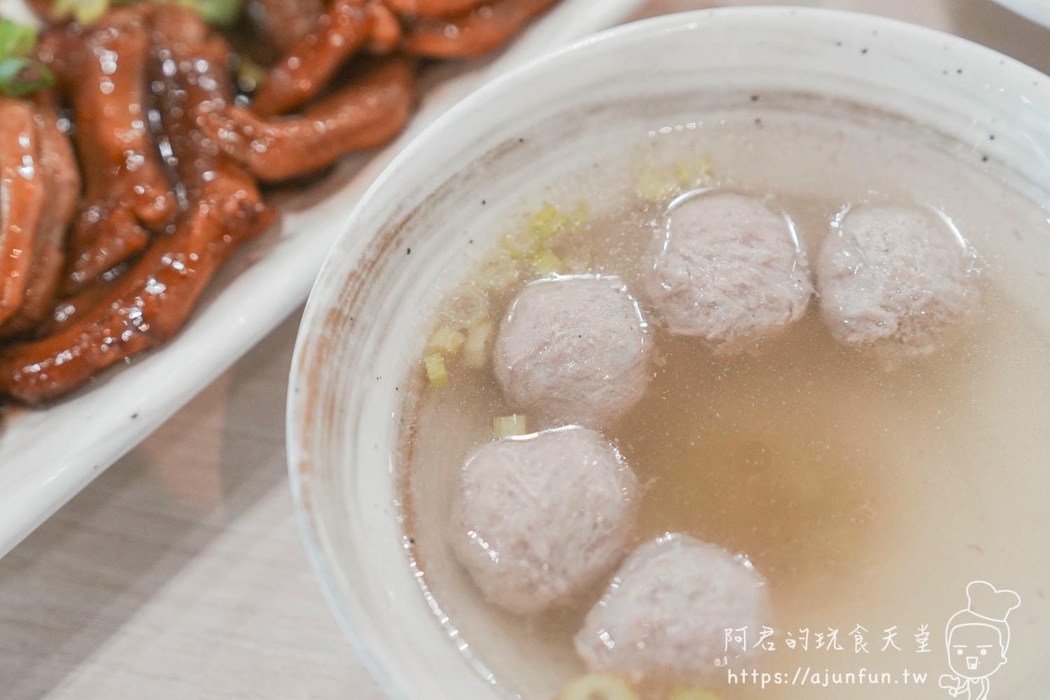 員林車站平價鵝肉店推薦|偶鵝嚐嚐員林店,9 道菜、兩人 500 元吃爆 - 第31張圖 員林車站平價鵝肉店推薦|偶鵝嚐嚐員林店,9 道菜、兩人 500 元吃爆