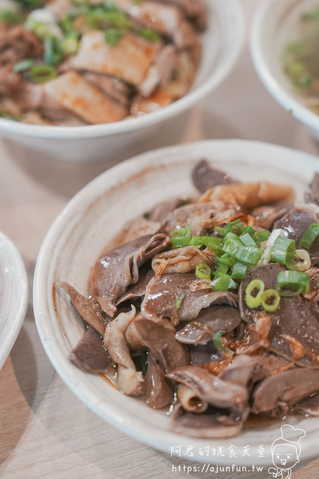 員林車站平價鵝肉店推薦|偶鵝嚐嚐員林店,9 道菜、兩人 500 元吃爆 - 第23張圖 員林車站平價鵝肉店推薦|偶鵝嚐嚐員林店,9 道菜、兩人 500 元吃爆