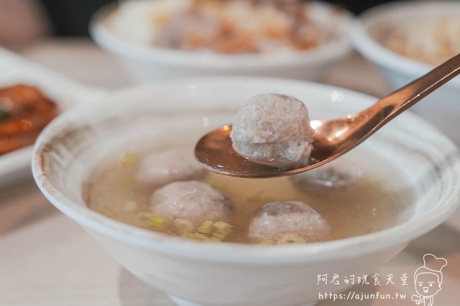 員林車站平價鵝肉店推薦|偶鵝嚐嚐員林店,9 道菜、兩人 500 元吃爆 - 第32張圖 員林車站平價鵝肉店推薦|偶鵝嚐嚐員林店,9 道菜、兩人 500 元吃爆