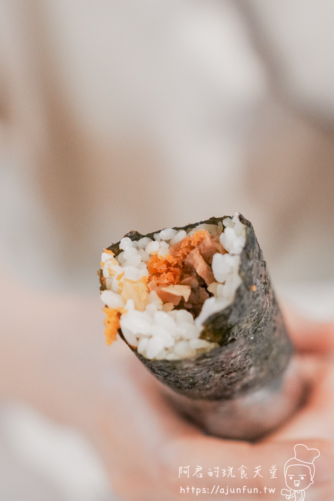 米浪飯卷漢口店｜台中西屯海苔飯捲｜自助點餐 3 分鐘取餐，素食也驚喜