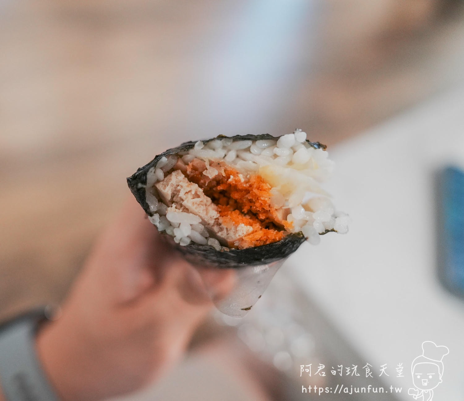 米浪飯卷漢口店｜台中西屯海苔飯捲｜自助點餐 3 分鐘取餐，素食也驚喜