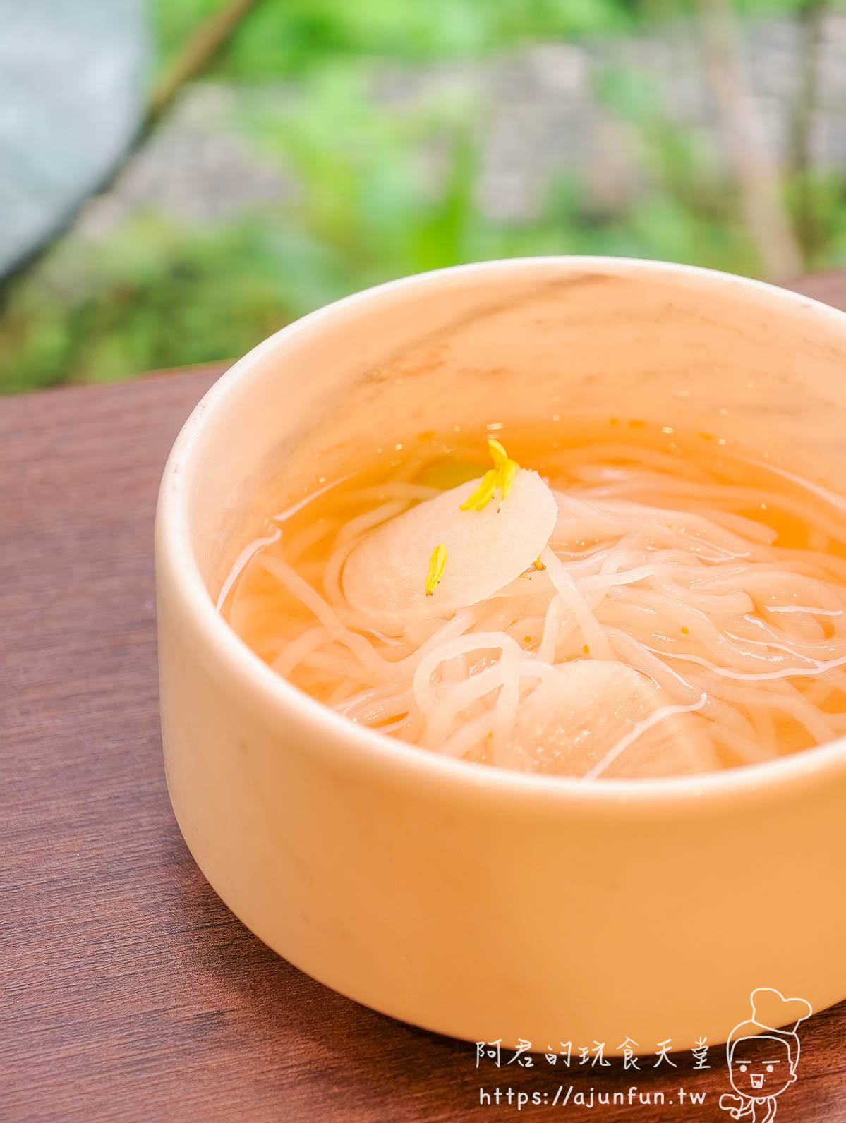 綜合主菜盤：在地小吃+滷味+麵食