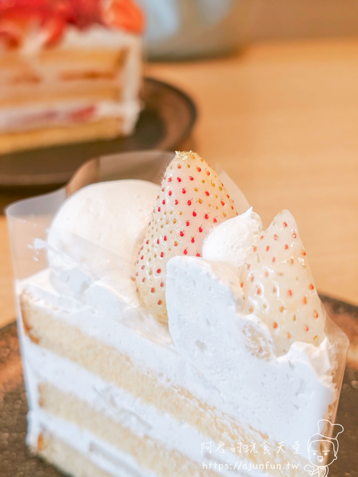 酒々井 Outlets 甜點｜Café comme ça｜糖度 20.9 的黑色草莓蛋糕，全日本僅 70 戶農家生產