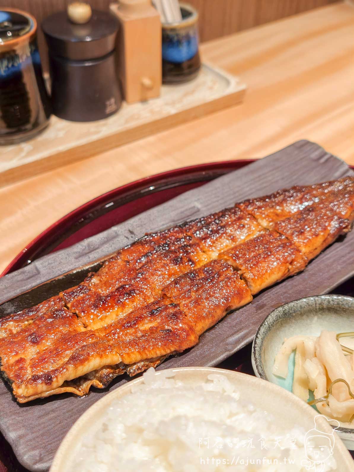 成田機場美食｜四代目菊川鰻魚飯｜2 人吃 ¥10,000 值不值？白燒一口見真章
