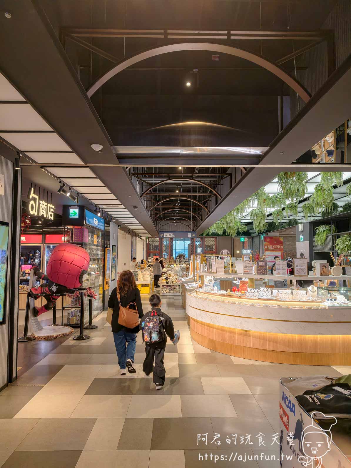置地廣場一樓品牌