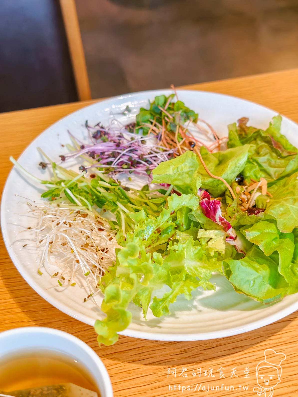 饗食天堂台中大遠百攻略|2026 平日下午茶 $758,爐烤牛排封神,現煎天使紅蝦怎麼搶?(2026 親訪) - 第34張圖 饗食天堂台中大遠百生菜沙拉吧