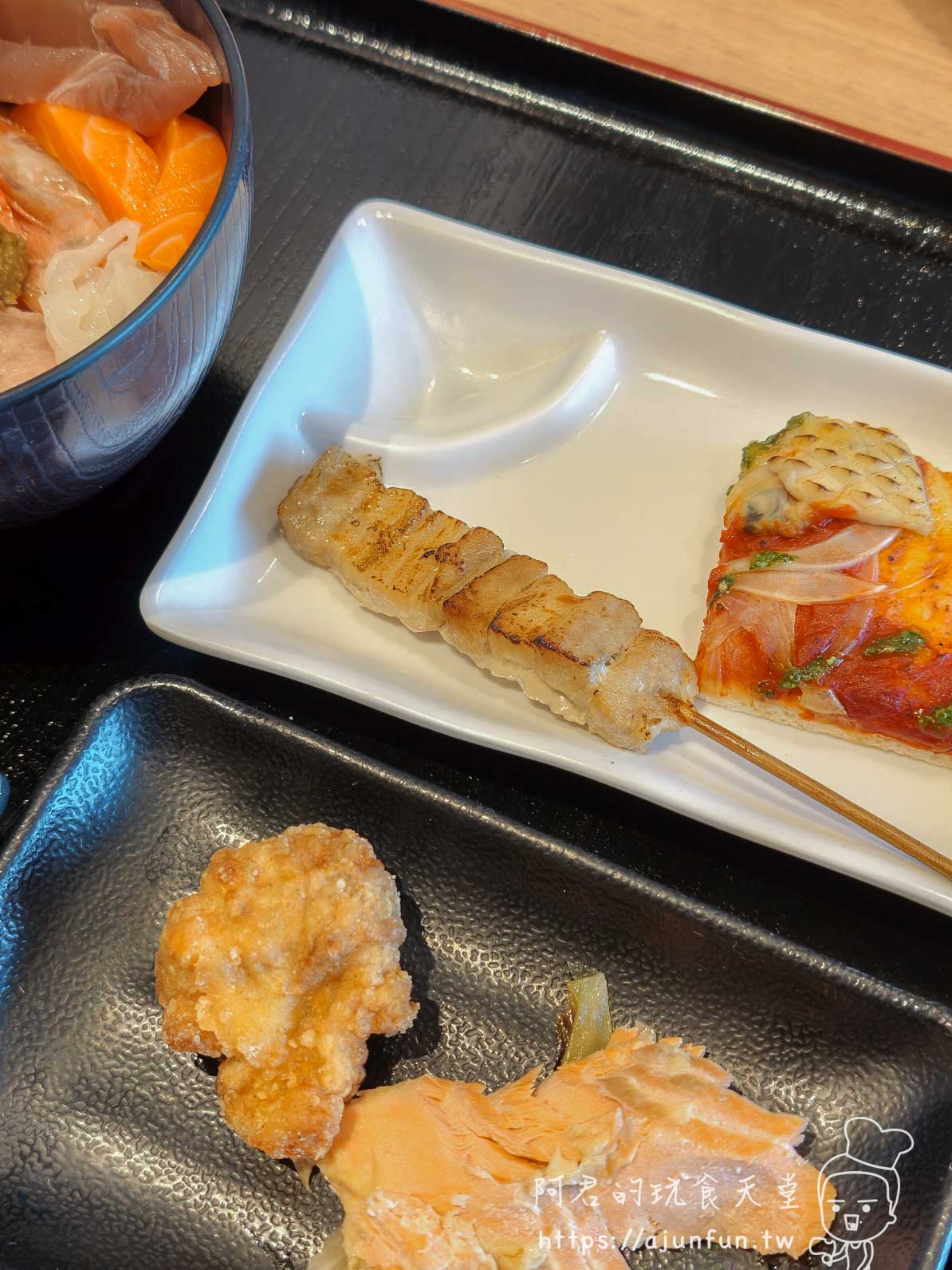 函館 海と灯 串燒與炸物多品餐點特寫 - 阿君的玩食天堂