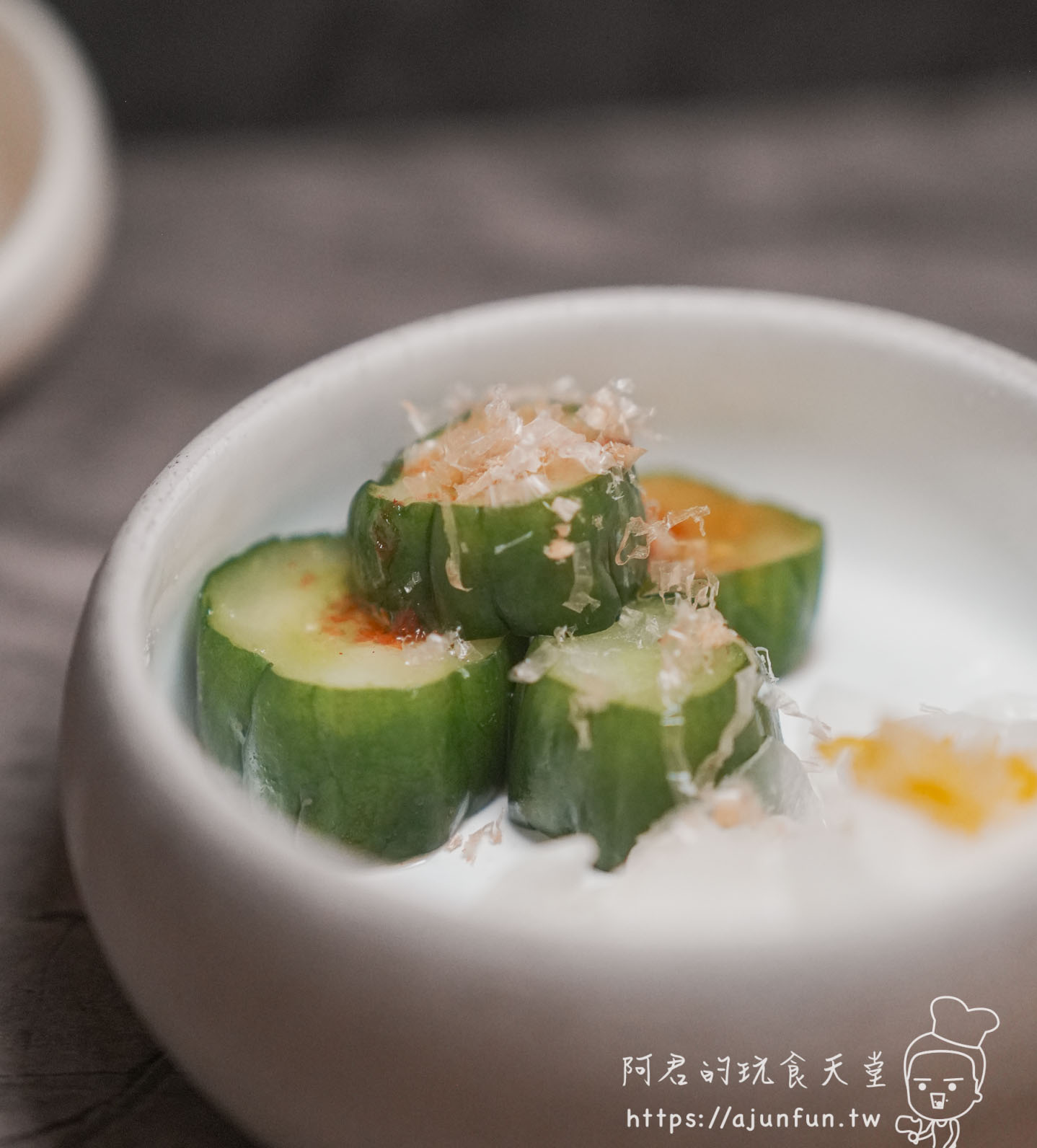 横浜焼鳥·達磨台中崇德店 柴魚小黃瓜前菜 - 阿君的玩食天堂