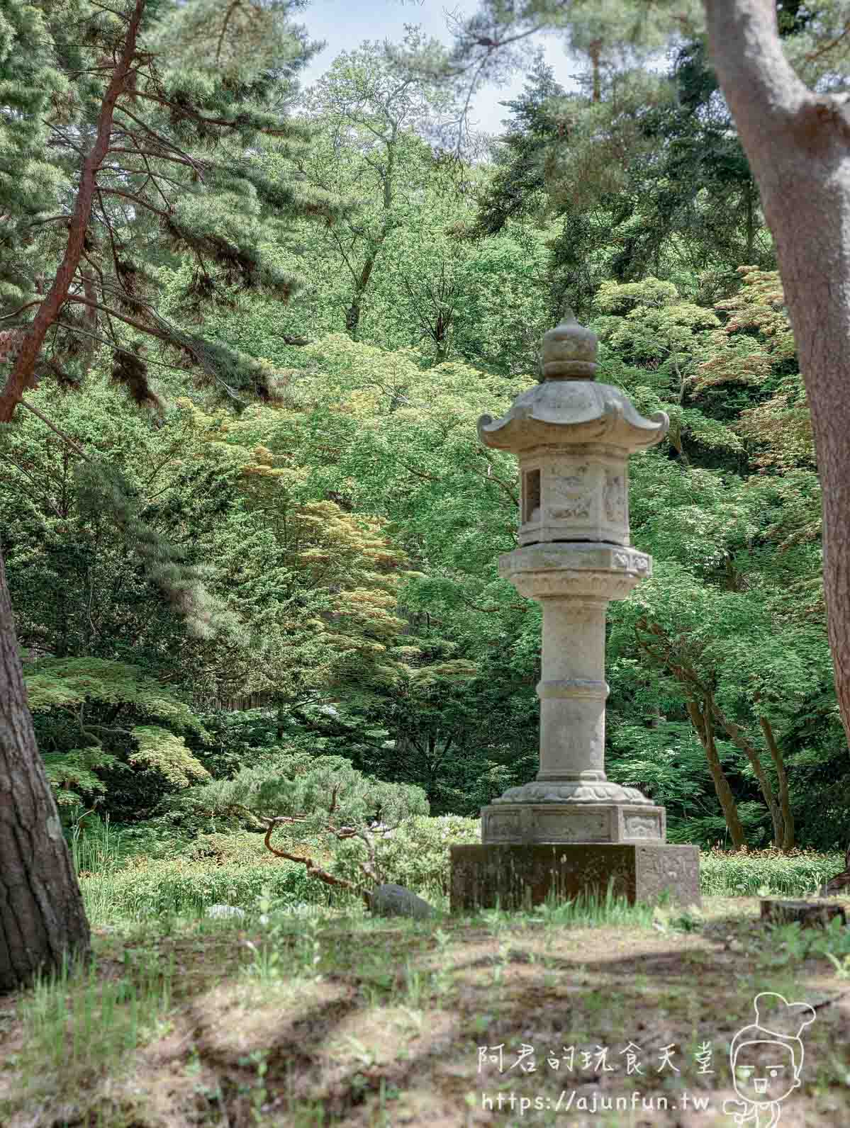 香雪園 庭園中的石造燈籠 - 阿君的玩食天堂