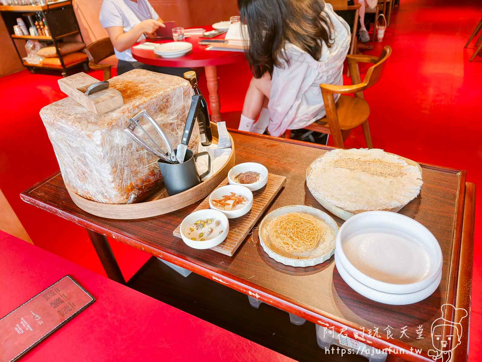嵩sung美村開心果甜點桌邊組裝準備過程